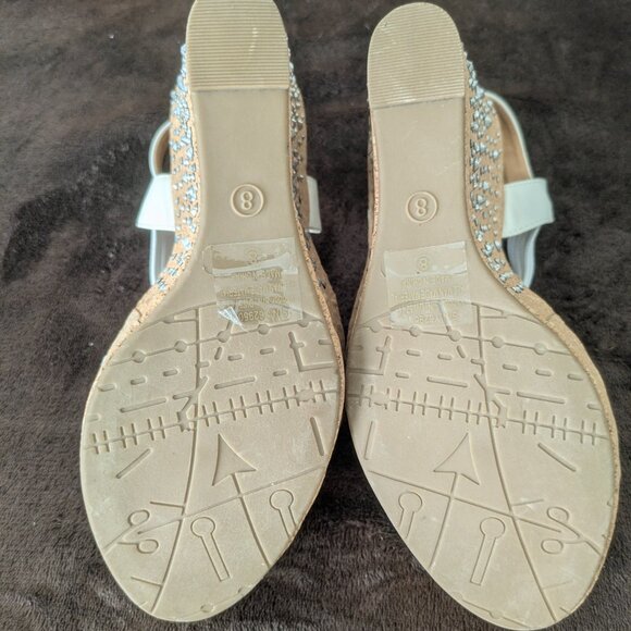 Venus Strappy Embellished Wedge Sandals Size 8 -  NWOT - Picture 4 of 8